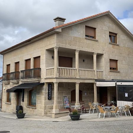 Apartamento A Casa Da Feira Pontevedra Kültér fotó