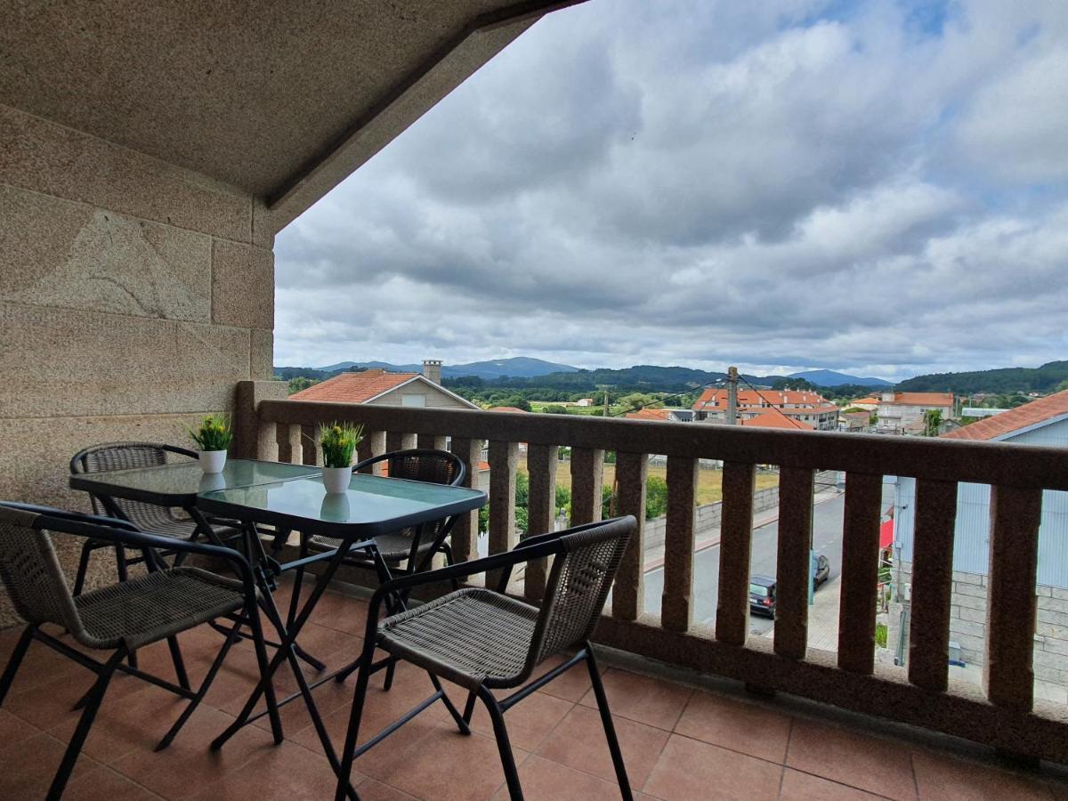Apartamento A Casa Da Feira Pontevedra Kültér fotó